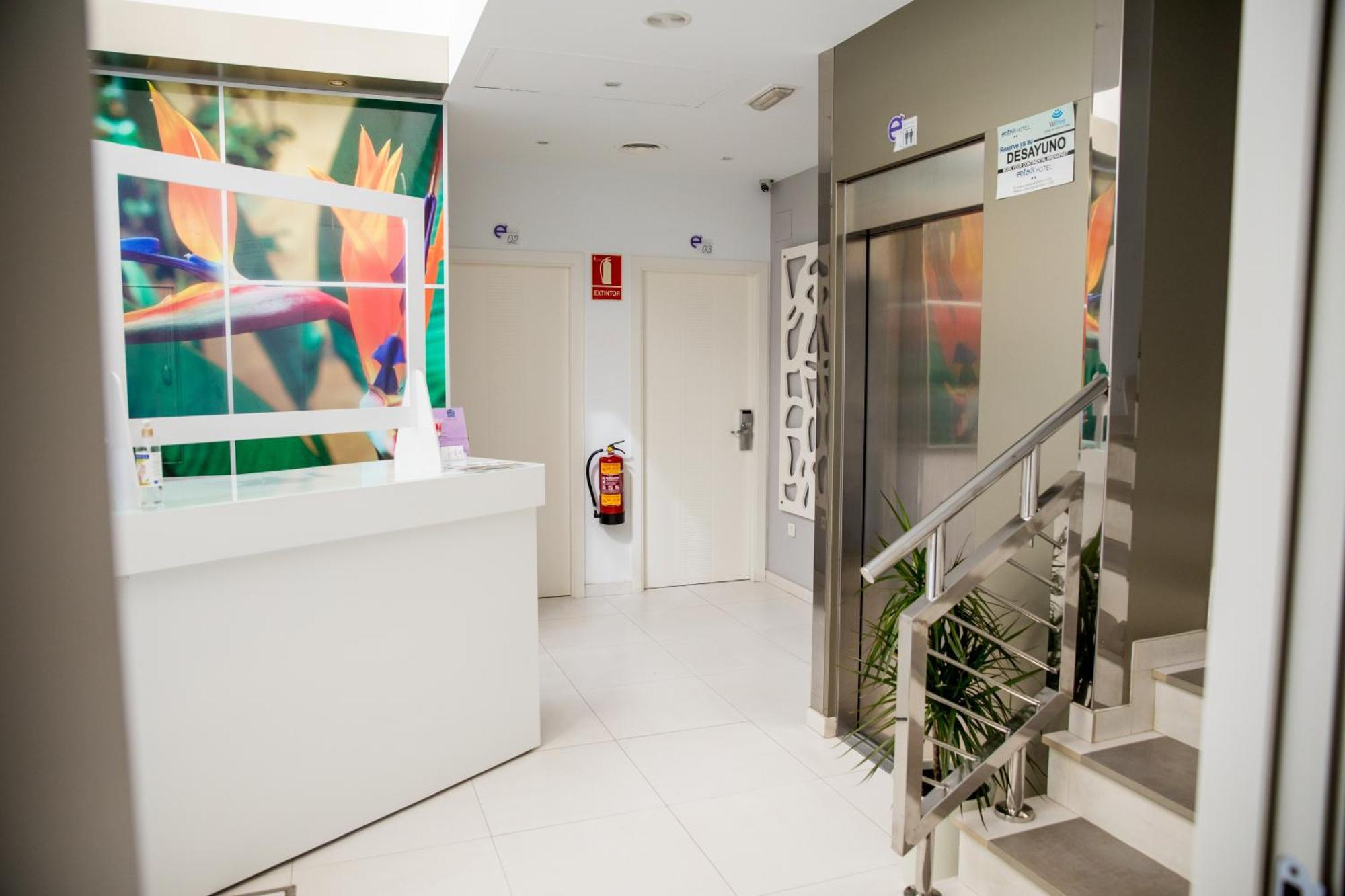 Apartahotel Enfasis-Group El Cuervo  外观 照片