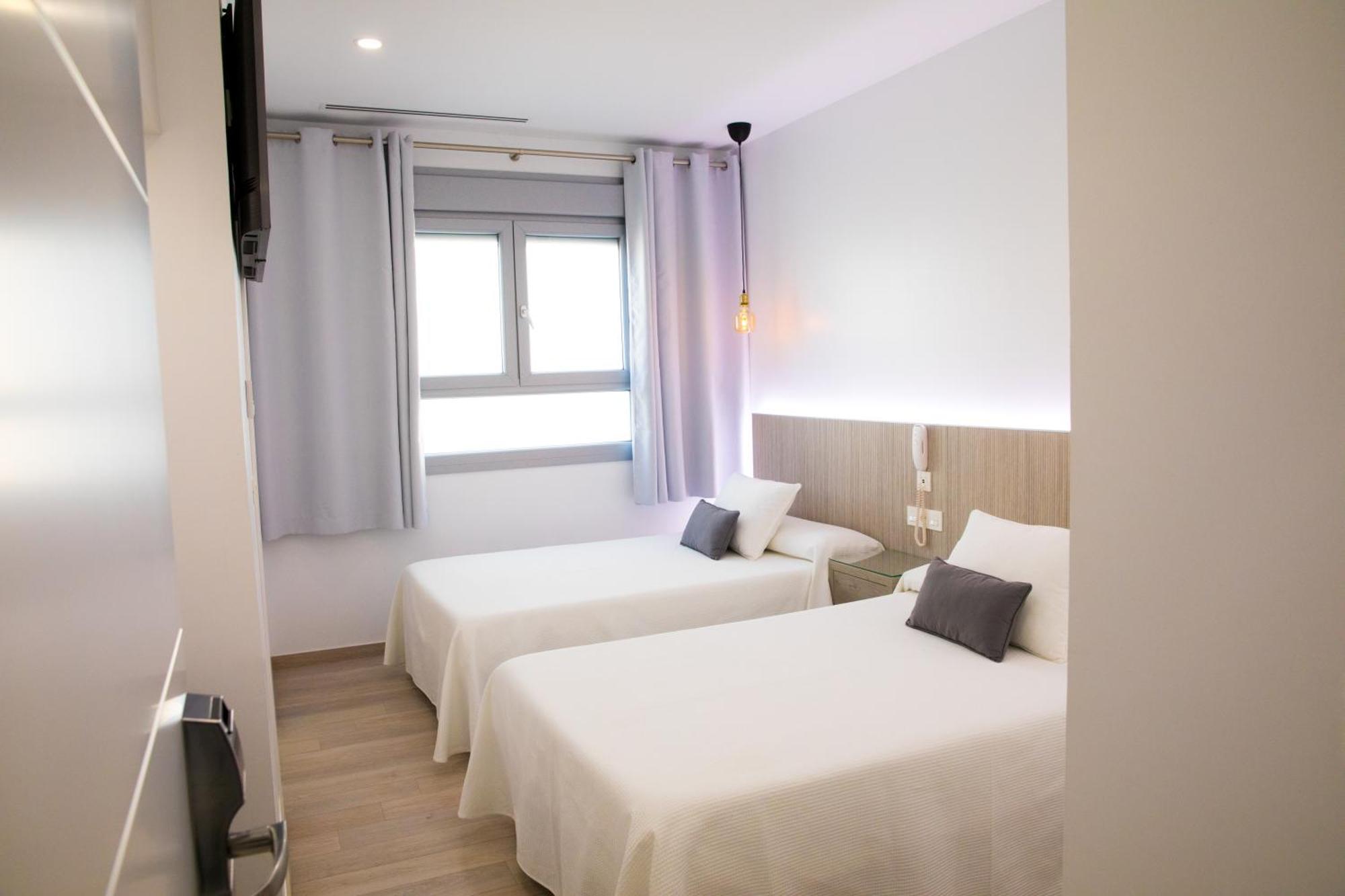Apartahotel Enfasis-Group El Cuervo  外观 照片