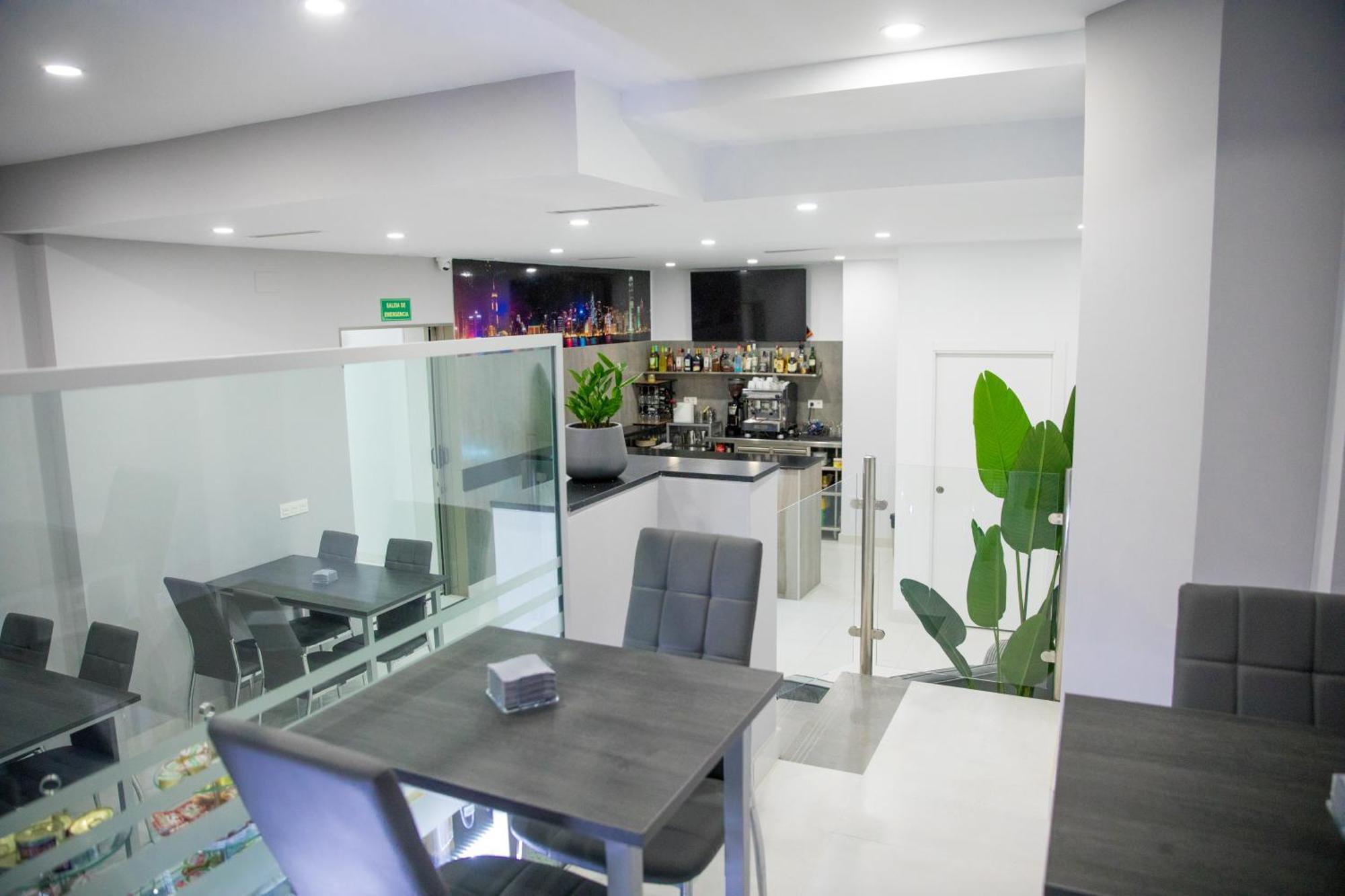 Apartahotel Enfasis-Group El Cuervo  外观 照片