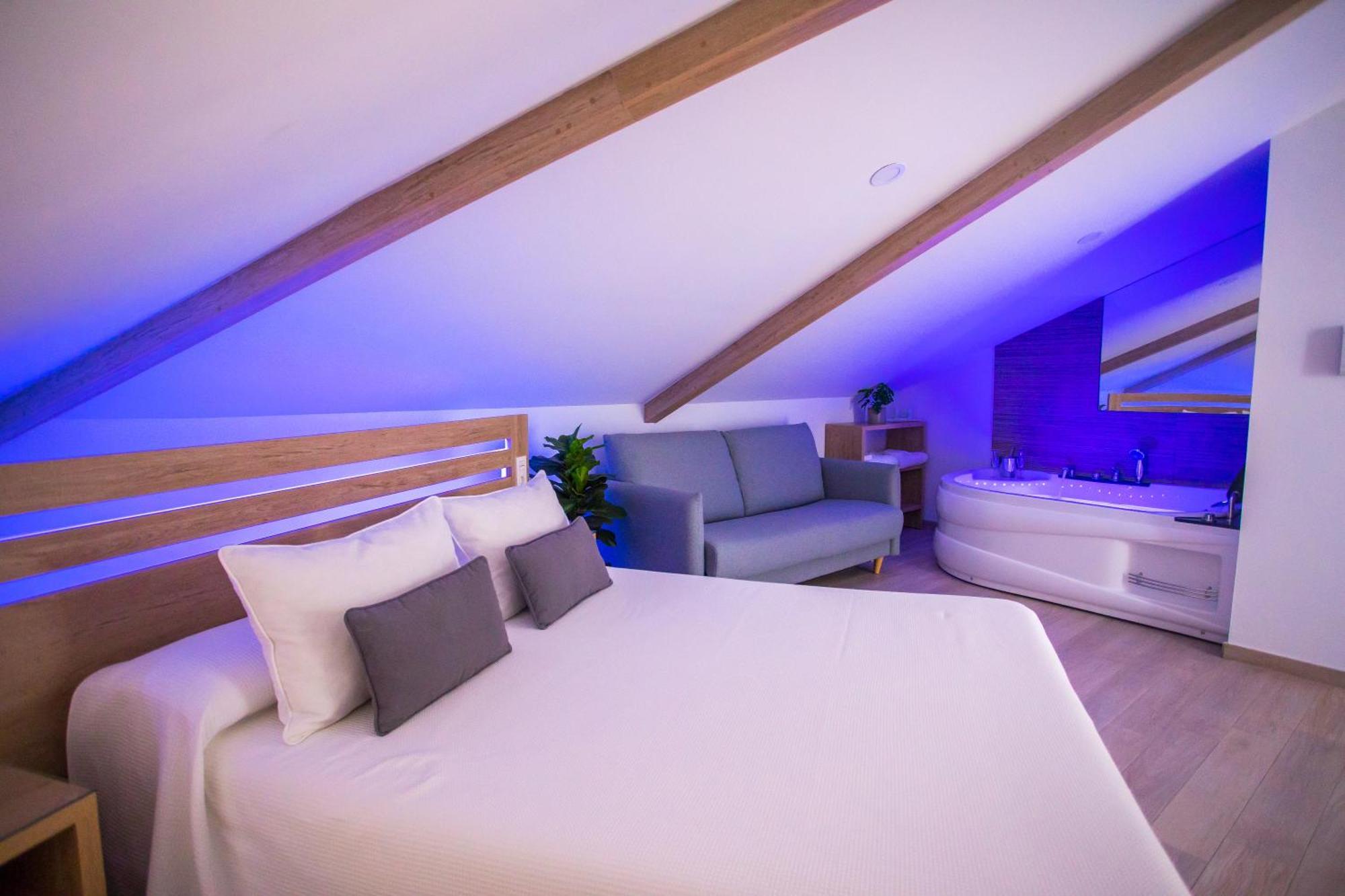 Apartahotel Enfasis-Group El Cuervo  外观 照片